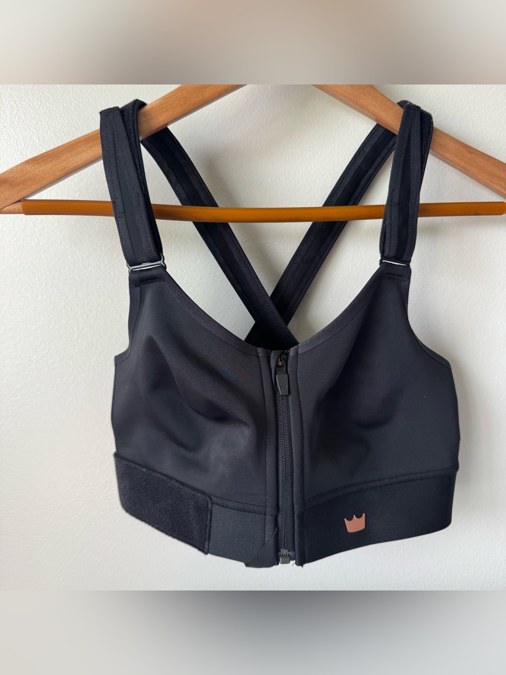 SHEFIT Size Medium Black Wirefree Sports Bra